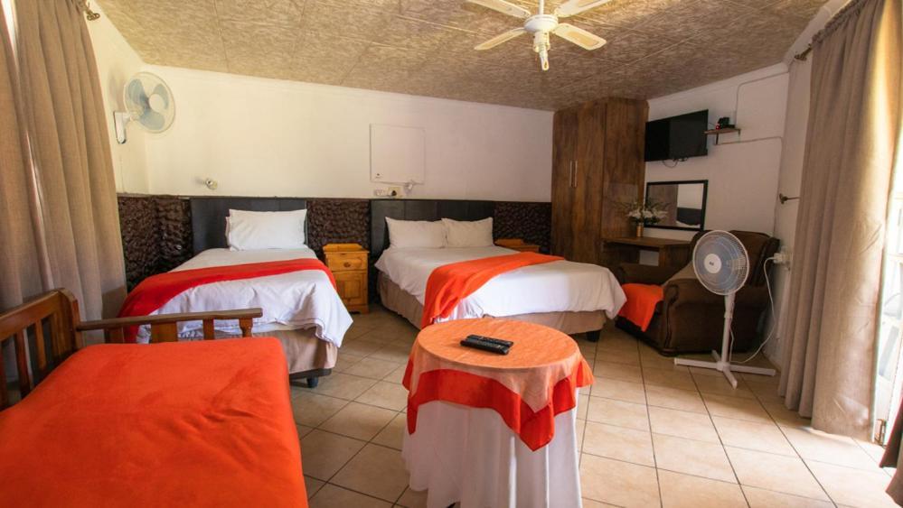 Ebenezer Guesthouse Colesberg Εξωτερικό φωτογραφία